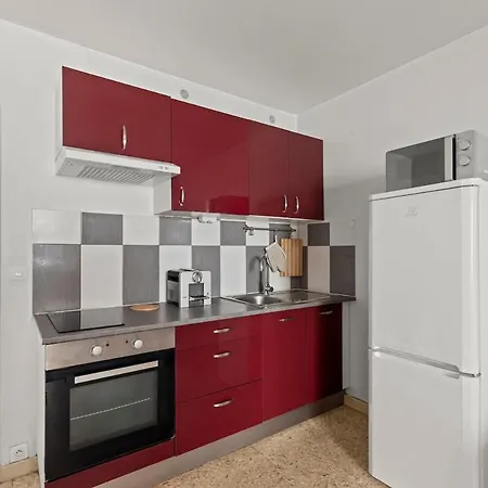 9 Rue Saint Honorat Centre Les Pins * Juan-les-Pins
